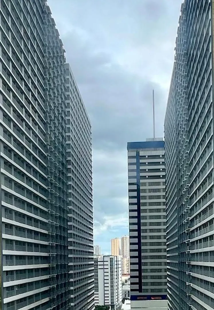 Ronsky Paradise At Smdc Fame Residences Mandaluyong Aparthotel